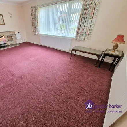 Image 3 - Red Oaks Close, Ferndown, BH22 9PE, United Kingdom - House for rent