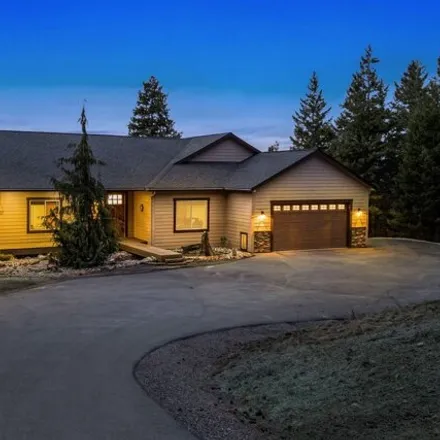 Buy this 5 bed house on 11127 West Coyote Lane in Kootenai County, ID 83854