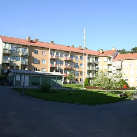 Rent this 1 bed apartment on Fågelbovägen 15 in 611 35 Nyköping, Sweden