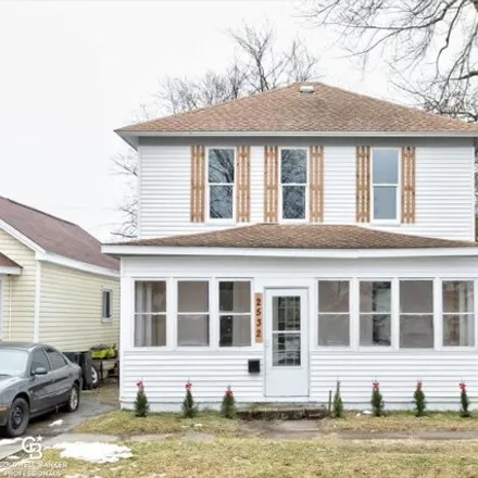 Buy this 3 bed house on 2572 Forest Street in Port Huron, MI 48060