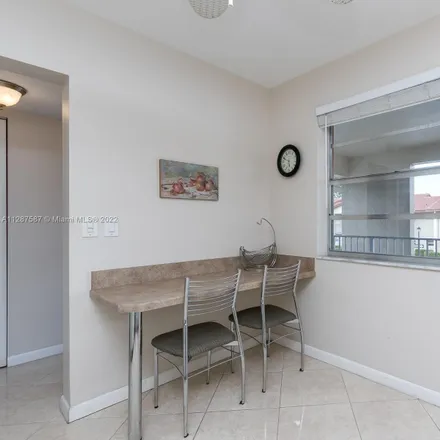 Image 6 - 3041 Holiday Springs Boulevard, Coral Springs, FL 33063, USA - Condo for sale