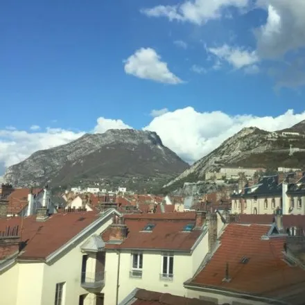 Image 3 - Grenoble, Secteur 2, AUVERGNE-RHÔNE-ALPES, FR - Apartment for rent