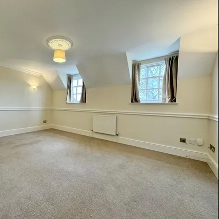 Image 7 - Vicarage Road, The Gallops, Newmarket, CB8 8GA, United Kingdom - Apartment for rent