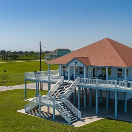 Buy this 4 bed house on 891 Camino Drive in Galveston County, TX 77650