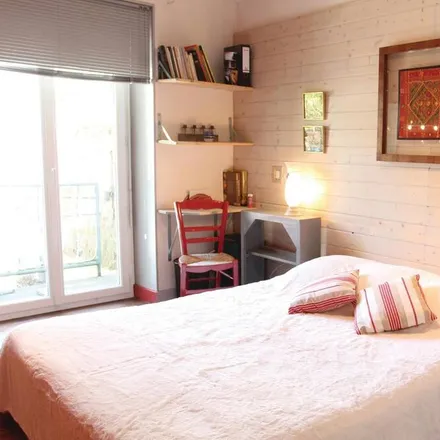 Rent this 2 bed apartment on 05500 Saint-Bonnet-en-Champsaur
