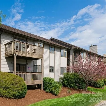 Buy this 2 bed condo on Racquet Club Road in Valley Springs, Asheville