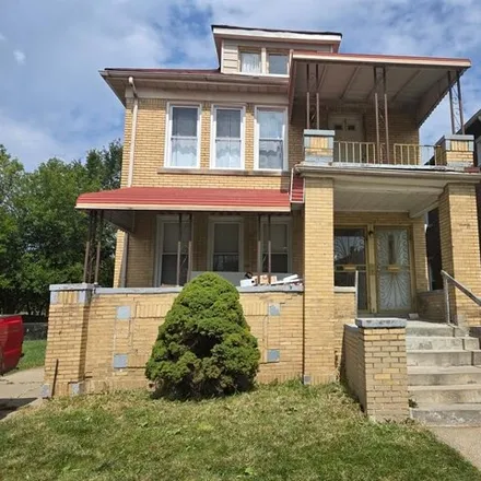 Rent this 4 bed condo on 2256 Clements St in Detroit, Michigan