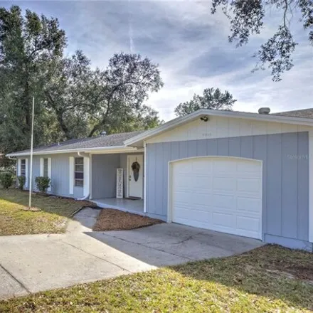 Buy this 3 bed house on 9012 North Golfview Drive in Citrus Springs, Citrus Springs