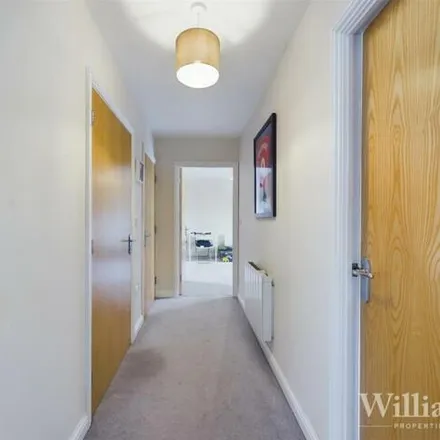Image 9 - Elsom Path, Aylesbury, Buckinghamshire, N/a - Apartment for sale