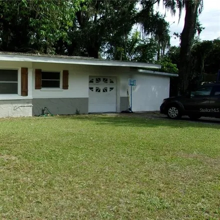 Buy this 3 bed house on 1108 Northeast 12th Street in Ocala, FL 34470