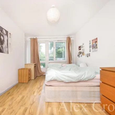 Image 2 - Grafton Road, Maitland Park, London, NW5 4BH, United Kingdom - Apartment for rent