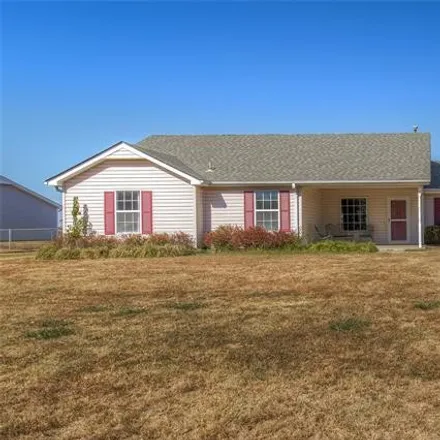 Buy this 4 bed house on Secondine Court in Chelsea, Rogers County