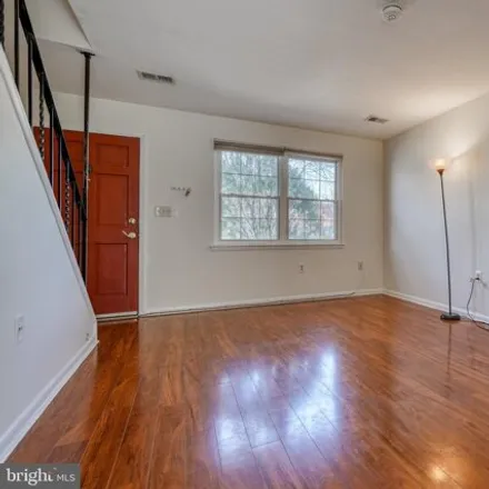 Image 6 - 8330 Norwood Road, Millrace, Glen Burnie, MD 21108, USA - Condo for sale