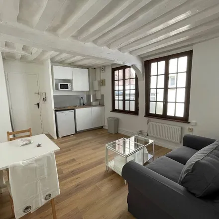 Image 3 - 100 Rue de la République, 76000 Rouen, France - Apartment for rent
