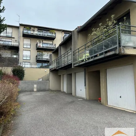 Image 7 - 22 Rue Pétiniaud-Beaupeyrat, 87000 Limoges, France - Apartment for rent