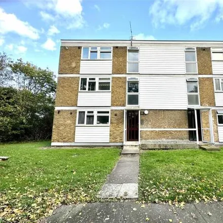 Buy this 1 bed apartment on Eldeland in Basildon, SS15 5JQ