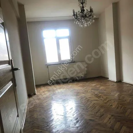 Rent this 2 bed apartment on İGÜ Meslek Yüksek Okulu in Sofu Sokağı, 34310 Avcılar