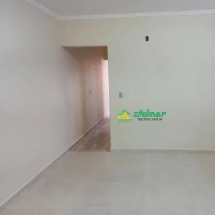 Rent this 2 bed house on Rua Onze de Abril in Vila Zamataro, Guarulhos - SP