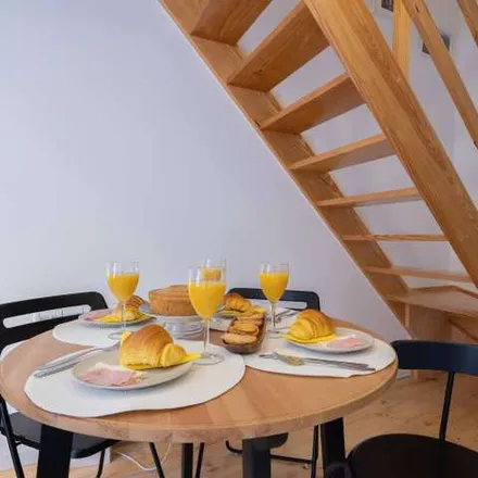 Rent this 1 bed apartment on Travessa General Torres in 4400-074 Vila Nova de Gaia, Portugal