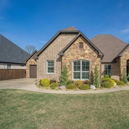 Image 3 - 3802 Hidden Hills Cir, Longview, Texas, 75605 - House for sale