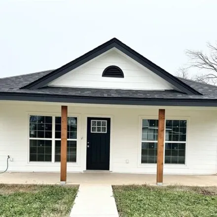 Buy this 2 bed house on 1788 Durham Avenue in Brownwood, TX 76801