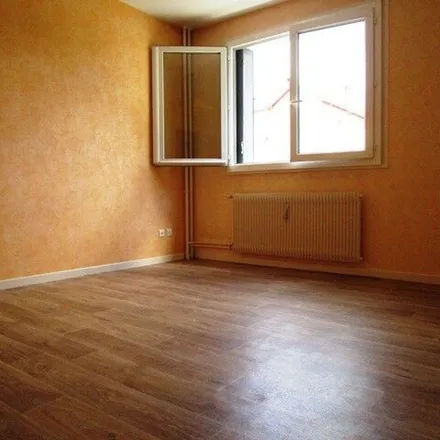 Image 2 - 101 Avenue Aristide Briand, 38600 Fontaine, France - Apartment for rent