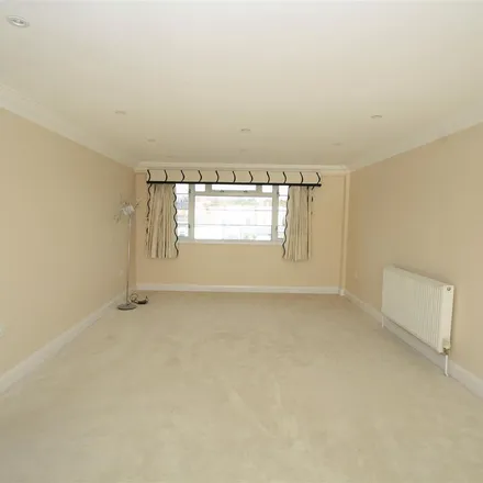 Image 3 - Argyll House, 2 Seaforth Road, Southend-on-Sea, SS0 7SL, United Kingdom - Apartment for rent