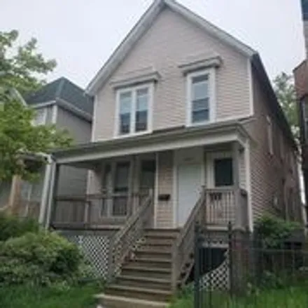 Buy this 6 bed duplex on 521 West 61st Place in Chicago, IL 60621