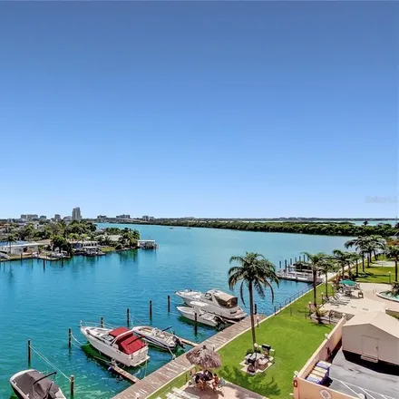 Buy this 1 bed condo on 53 Island Way in Clearwater, FL 33767