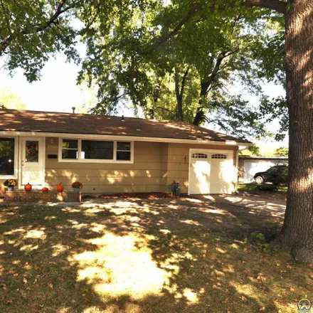 Buy this 3 bed house on 1700 Southwest Shunga Drive in Topeka, KS 66611