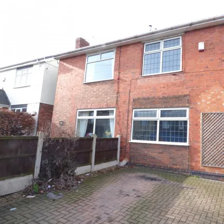 Rent this 3 bed duplex on 79 Glasshouse Hill in Codnor, DE5 9QS