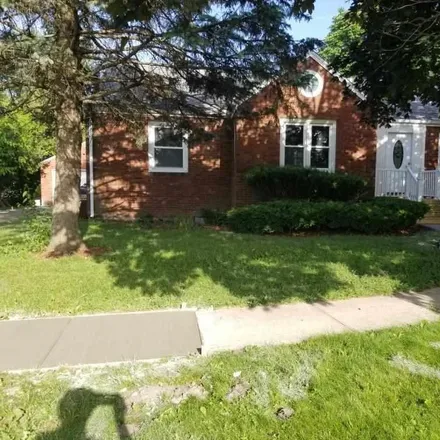Buy this 4 bed house on 1884 North Monroe Street in Frenchtown Township, MI 48162
