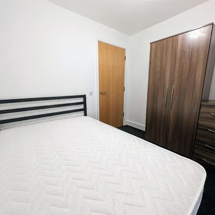 Rent this 2 bed apartment on 24 Kitchen Street in Kitchen Street, Chinatown