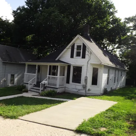 Buy this 3 bed house on 611 South Dixon Avenue in Dixon, IL 61021