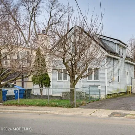 Image 2 - 87 Ocean Avenue, North Middletown, Middletown Township, NJ 07748, USA - House for rent