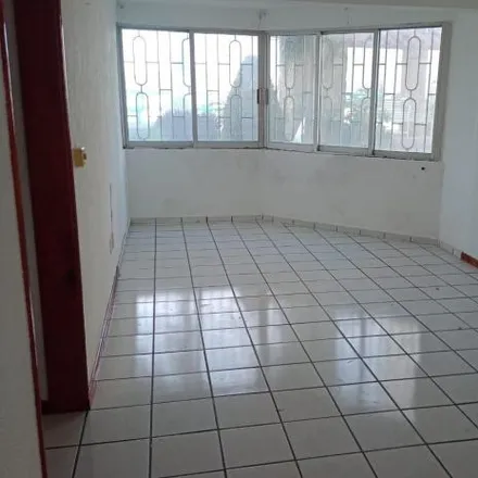 Rent this 3 bed apartment on Avenida Tanque in 13 de Junio, 39300 Acapulco