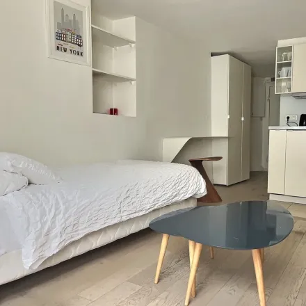 Rent this 1 bed apartment on 126 Rue d'Aboukir in 75002 Paris, France