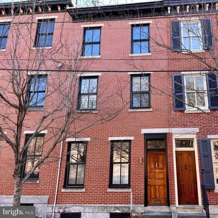 Rent this 4 bed house on The Cat Doctor in Brandywine Street, Philadelphia