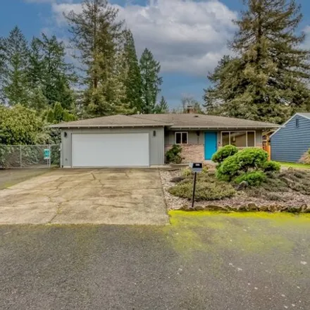 Buy this 3 bed house on 2302 Southeast Swain Avenue in Oregon City, OR 97267
