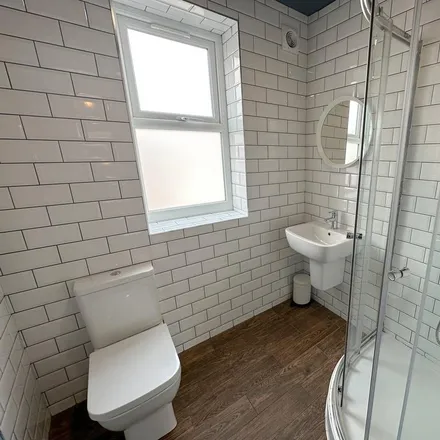 Image 7 - Esher Road, Liverpool, L6 6DF, United Kingdom - House for rent