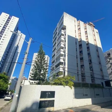 Buy this 6 bed apartment on Rua Abel de Sá Bezerra Cavalcanti 74 in Casa Amarela, Recife - PE