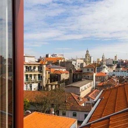 Rent this studio apartment on Palácio dos Condes de Vizela in Rua de São Filipe de Nery, 4050-205 Porto