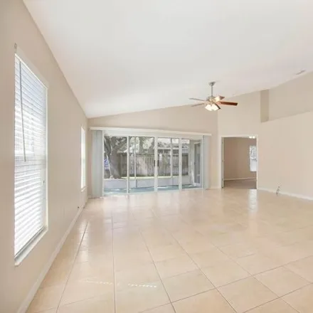 Image 3 - 6229 Cricket Hollow Drive, Riverview, FL 33569, USA - House for rent