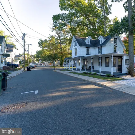 Image 2 - 34 East Avenue, Pitman, Gloucester County, NJ 08071, USA - House for sale