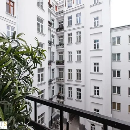 Image 2 - Pałac Kossakowskich, Nowy Świat, 00-373 Warsaw, Poland - Apartment for rent