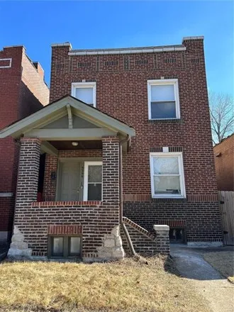 Buy this studio house on 4266 Oregon Avenue in St. Louis, MO 63111