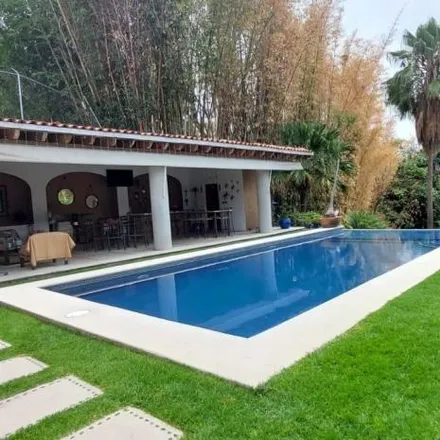 Buy this 6 bed house on Calle Humboldt in Centro, 62410 Cuernavaca