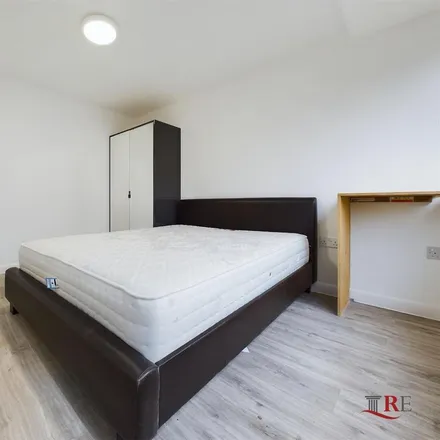 Image 5 - Mollison Way, South Stanmore, London, HA8 5PY, United Kingdom - Room for rent