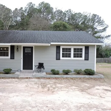 Buy this 2 bed house on 714 Meadow Circle in Sumter, SC 29150