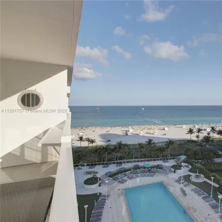 Image 2 - 100 Lincoln Road, Miami Beach, FL 33139, USA - Condo for rent